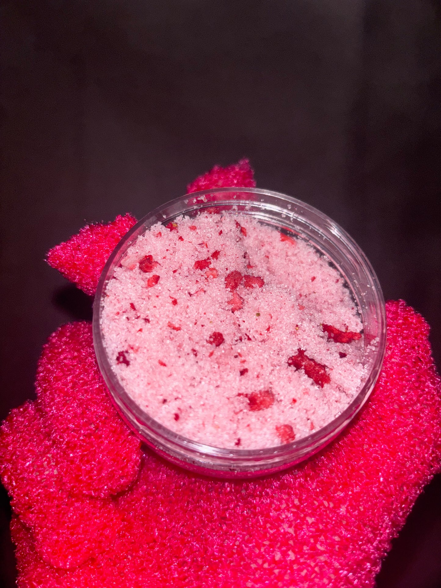 Strawberry Body Scrub 🍓